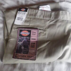 Dickies Mens Beige Work Pants scotchgard Protector size 46 x 28 New vintage Pant